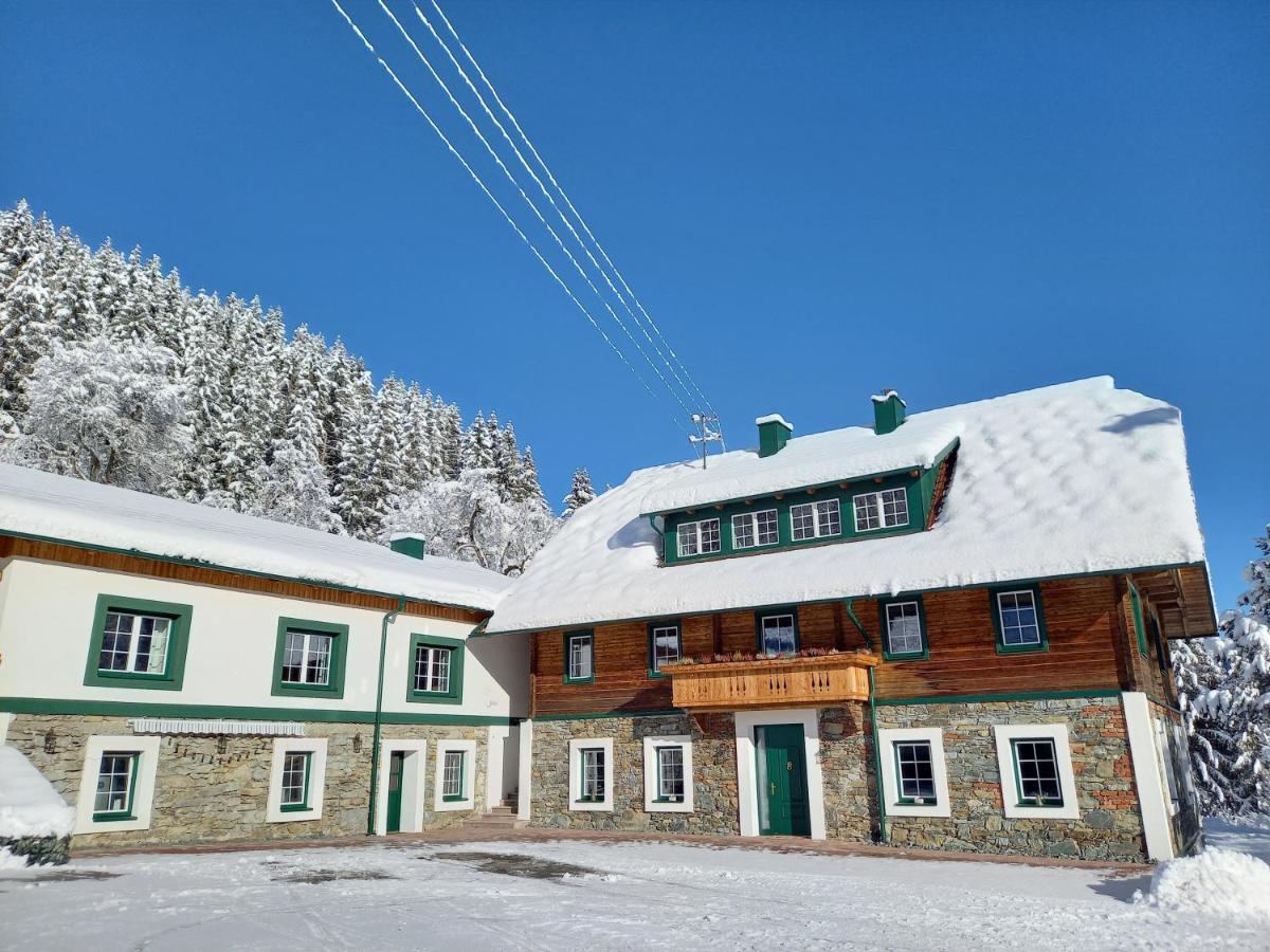 Landhaus Gruenjuwel Himmelberg Exteriör bild