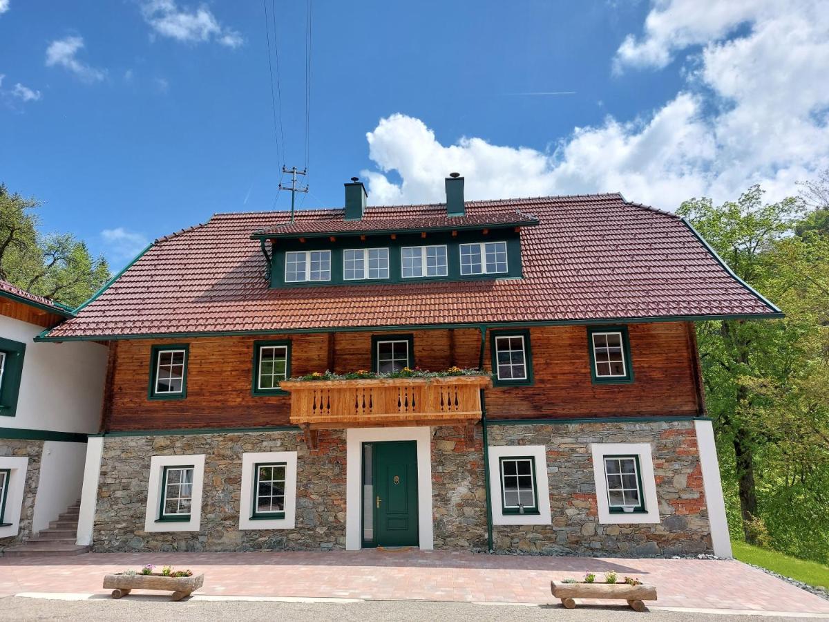 Landhaus Gruenjuwel Himmelberg Exteriör bild