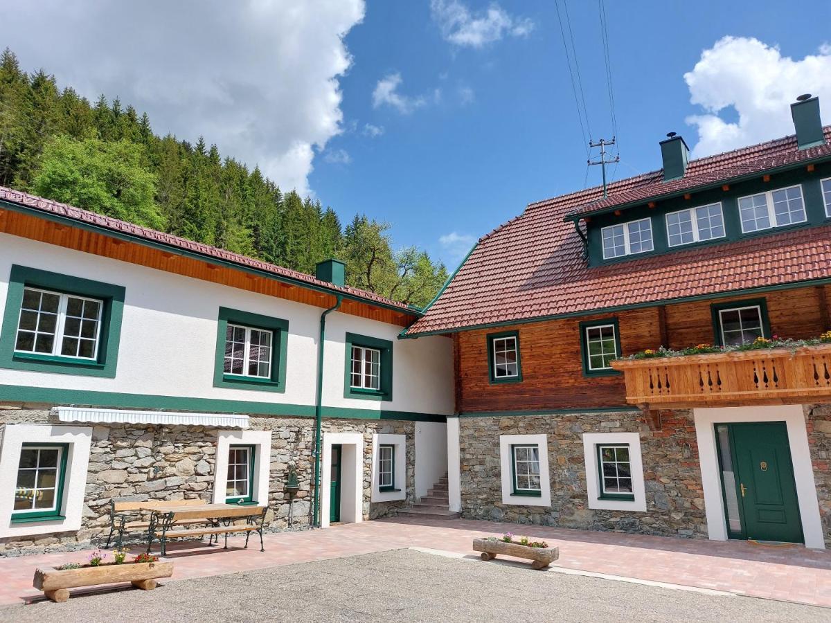 Landhaus Gruenjuwel Himmelberg Exteriör bild