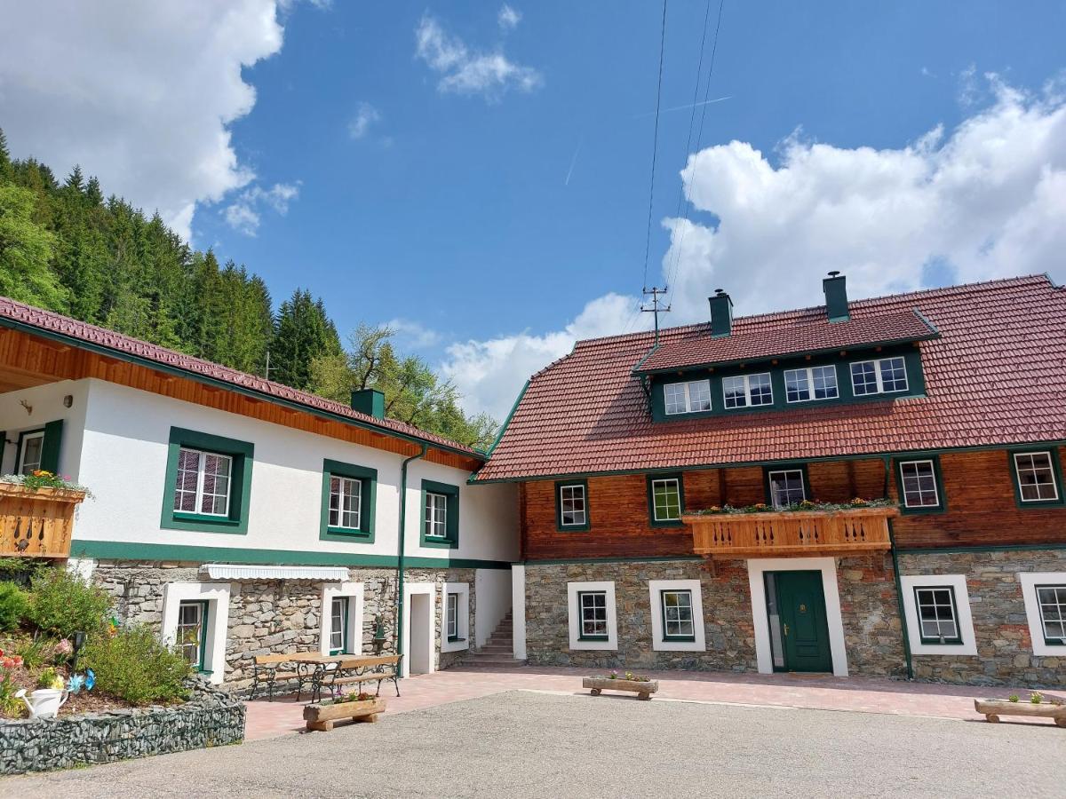 Landhaus Gruenjuwel Himmelberg Exteriör bild