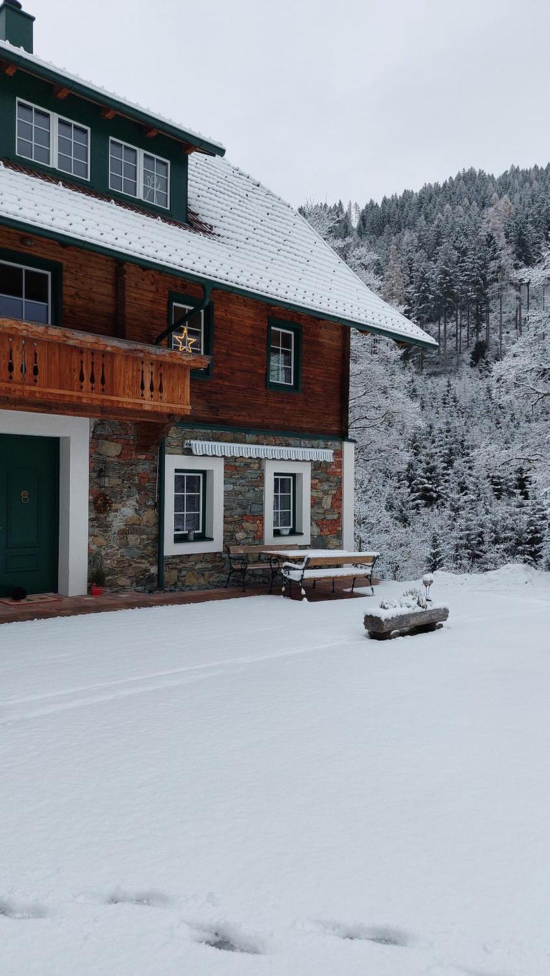 Landhaus Gruenjuwel Himmelberg Exteriör bild